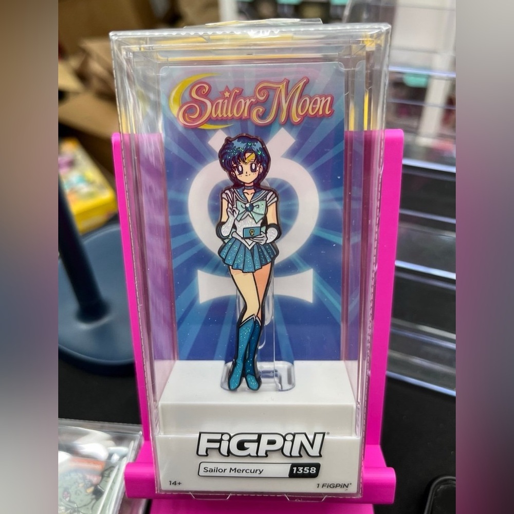FiGPiN #1358 Sailor Moon - Sailor Mercury (GLITTER)